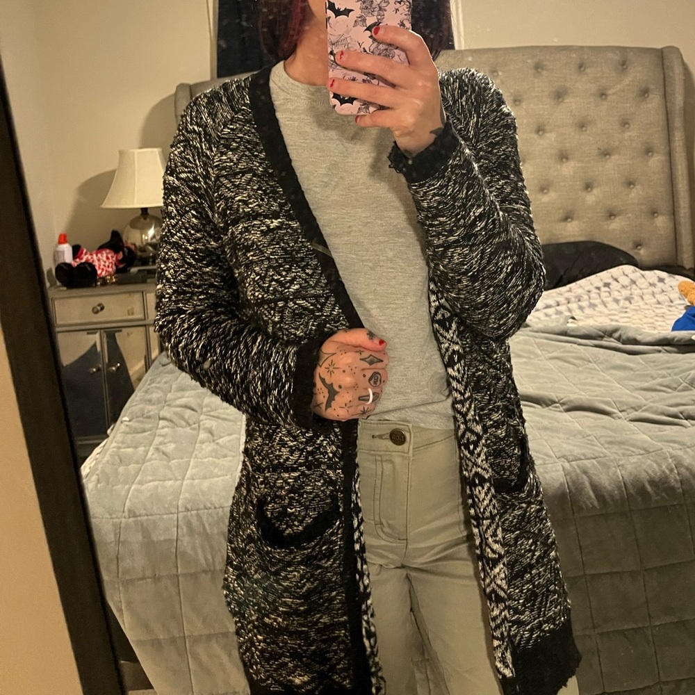 LA Hearts Pacsun Black and White Print Cardigan